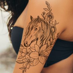 tatouage éphémère cheval fleurs