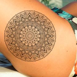 Tatouage éphémère mandala ultime