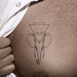 Tatouage temporaire éléphant géométrique