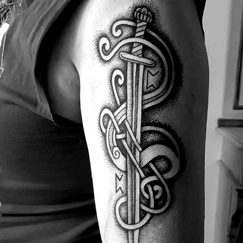 Tatouage drakkar viking